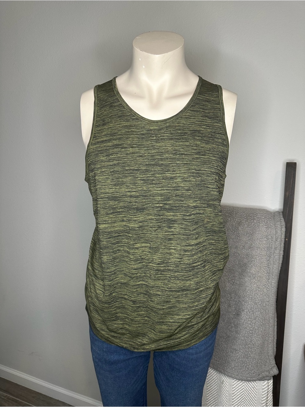 ZYIA Olive Space-Dye Sleeveless Tank